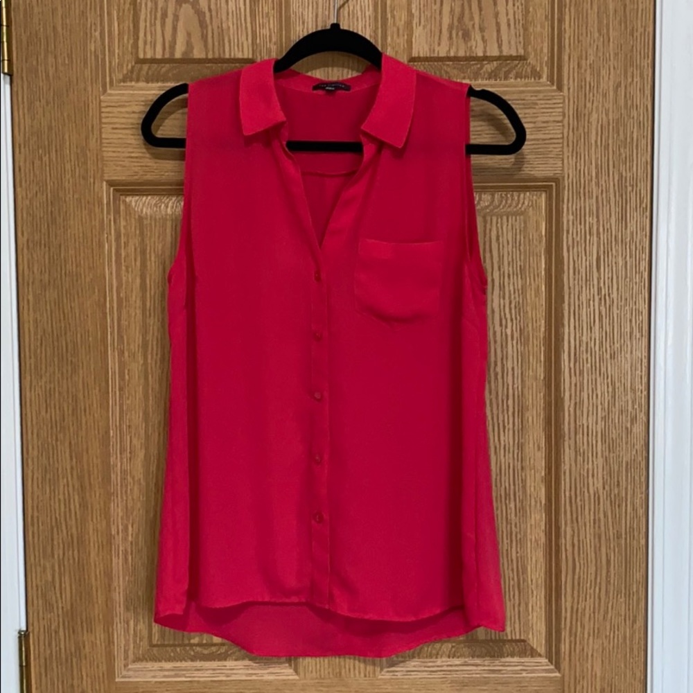 The Limited pink sleeveless button up shirt